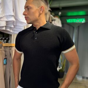 CAMISA TEJIDA NEGRA BORDES CAQUI