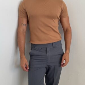 CAMISETA SLIM FIT CAFÉ