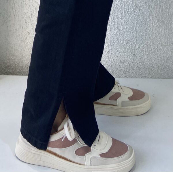 JEAN OVERSIZED CON ABERTURA NEGRO