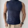 CAMISETA BÁSICA CON CUELLO AZUL