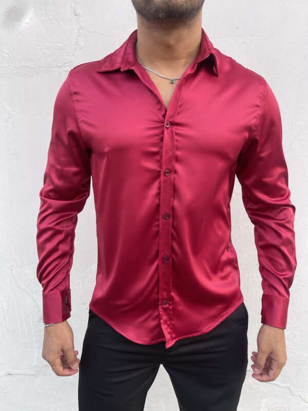 CAMISA SATINADA VINO